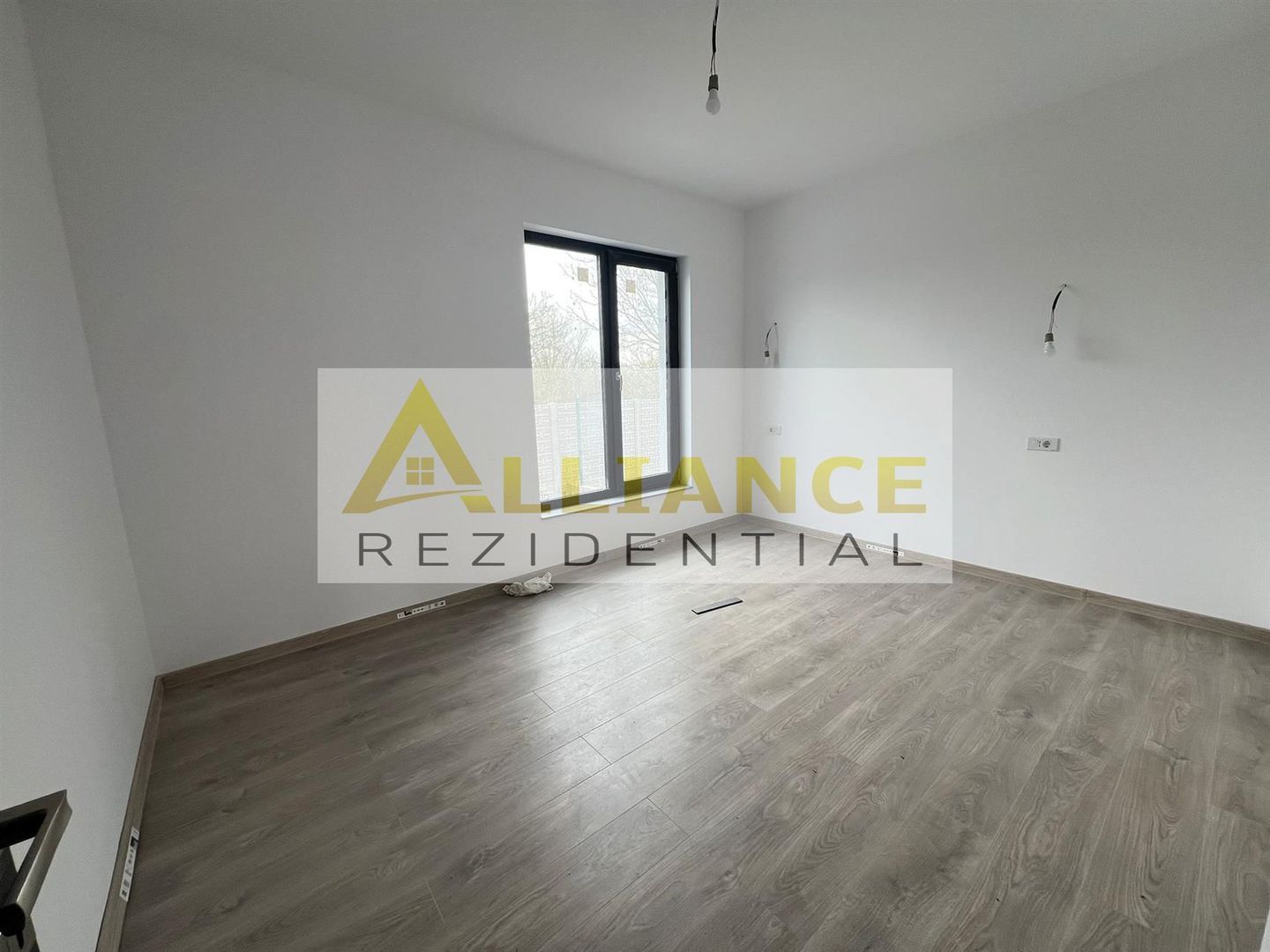 Casa parter -3 camere- Incalzire in pardoseala - Comuna Berceni - Poză 8