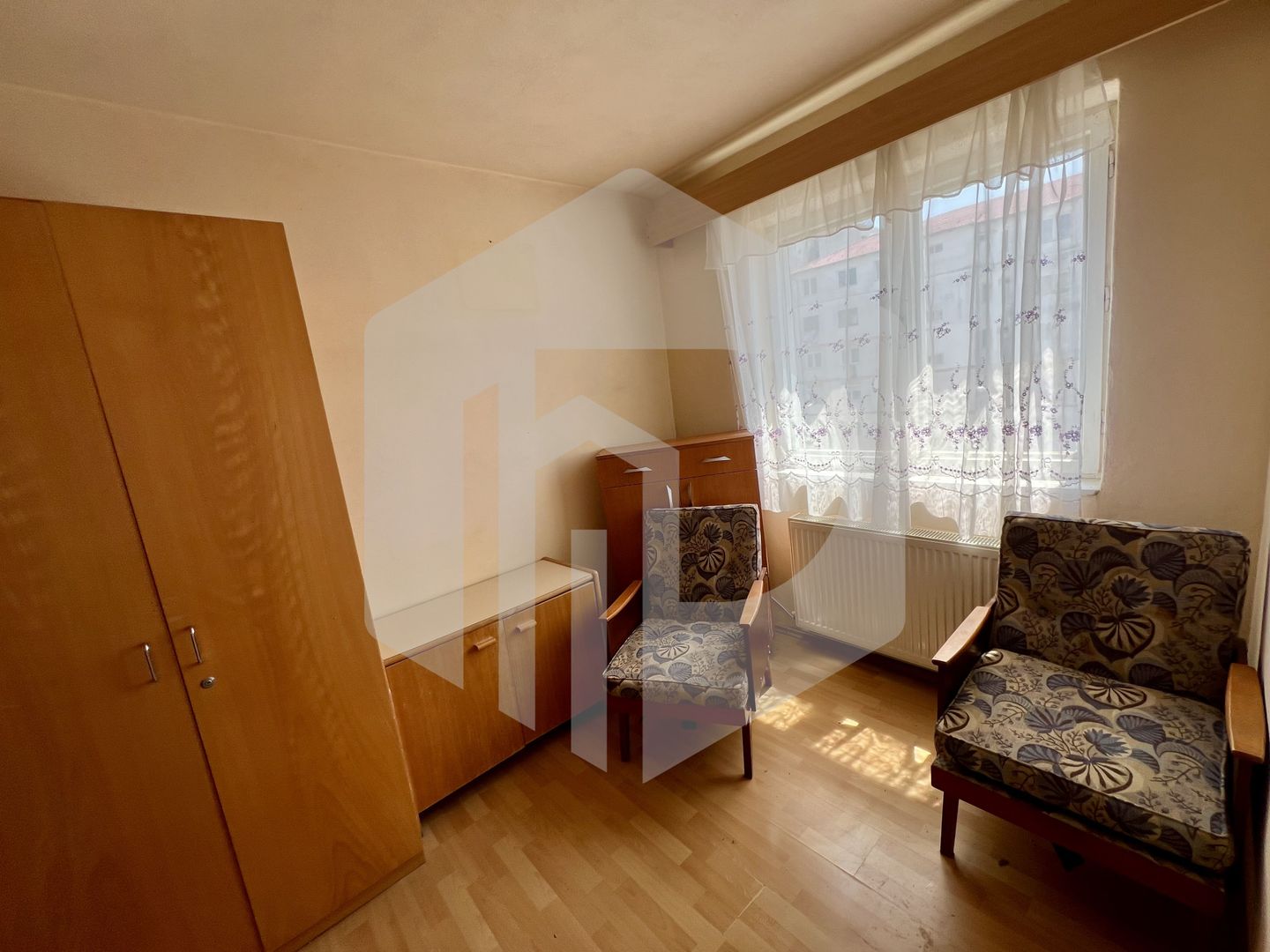 Apartament 2 camere+balcon- Aleea Steaza-Etaj 3- negociabil - Poză 8