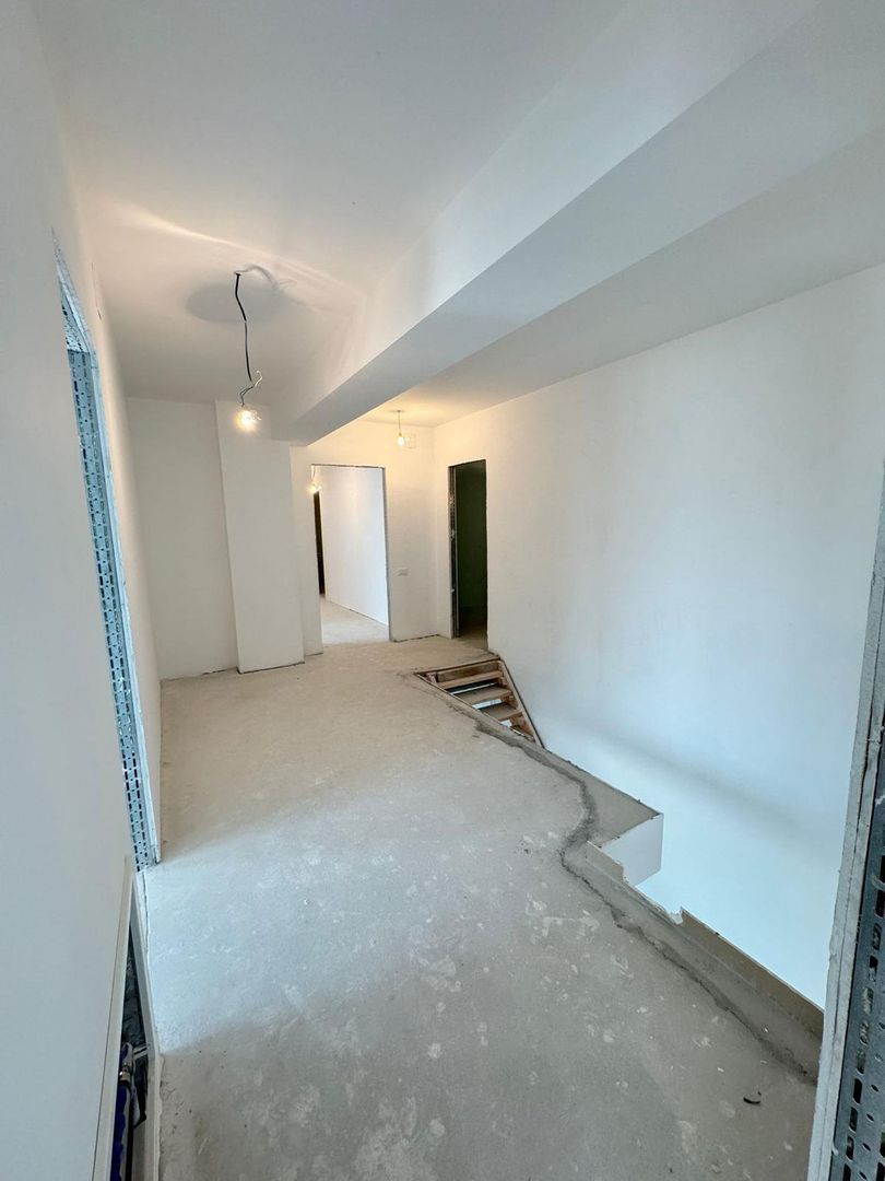 Duplex 5 camere 251 MP 8 Parcari Ștefan cel Mare - Parcul Circului - Poză 7