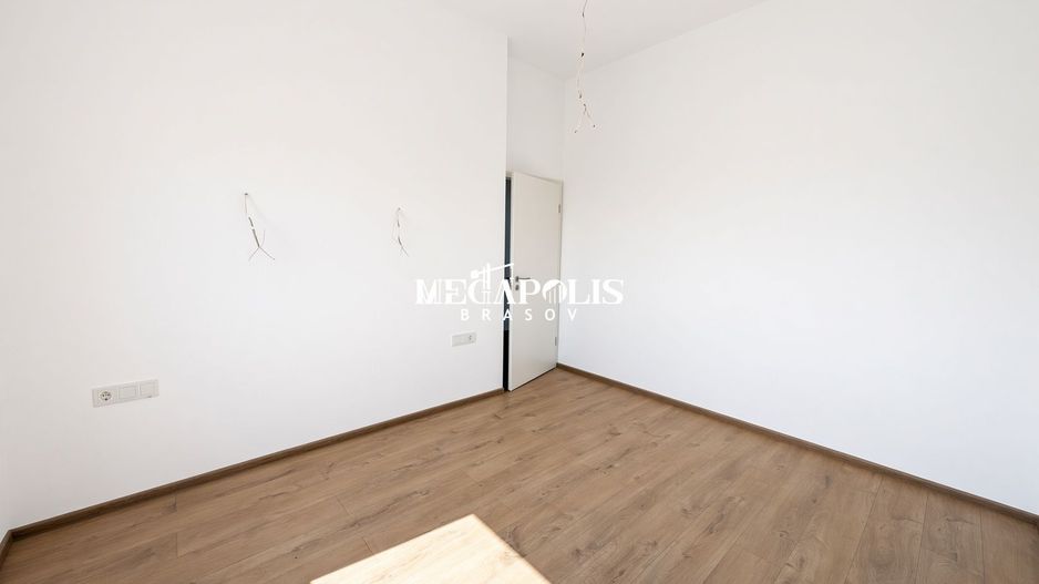 Apartament 3 Camere Sanpetru - Poză 5