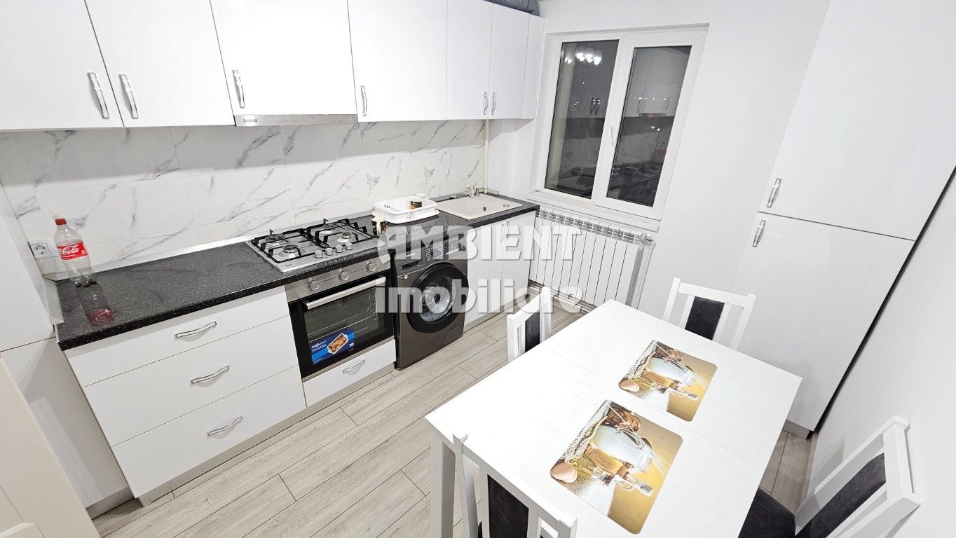 Apartament 2 camere, etaj 3, RENOVAT TOTAL, zona CENTRU; - Poză 2
