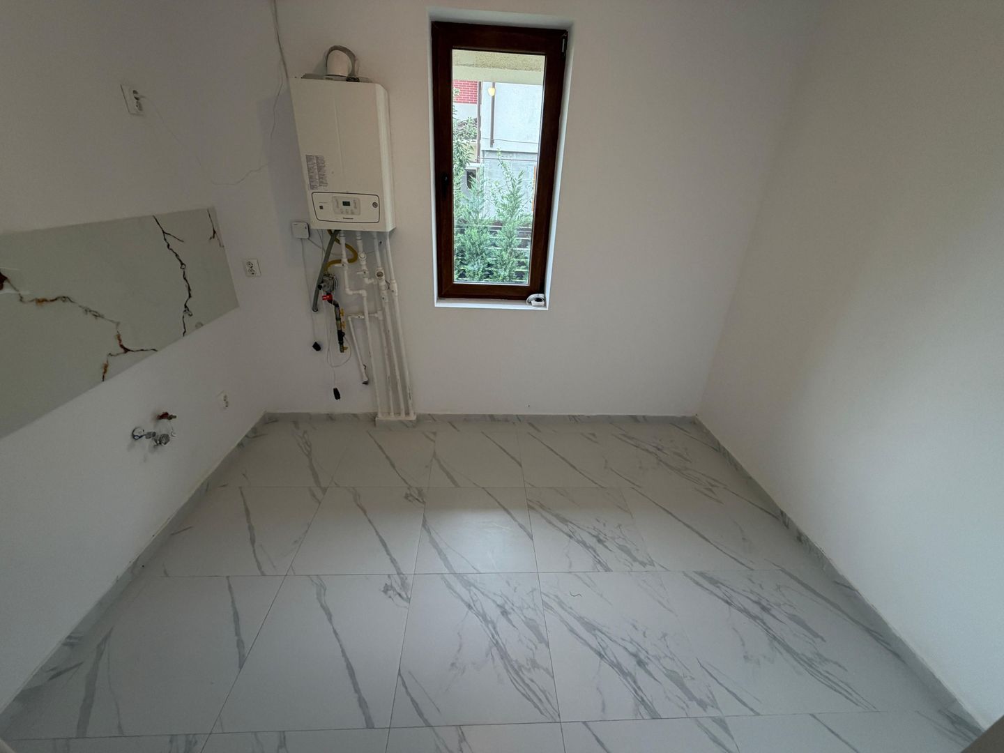 CASA CUB -RATE DEZVOLTATOR, CELOFIBREI, TOATE UTILITATILE, COMISION 0% - Poză 6