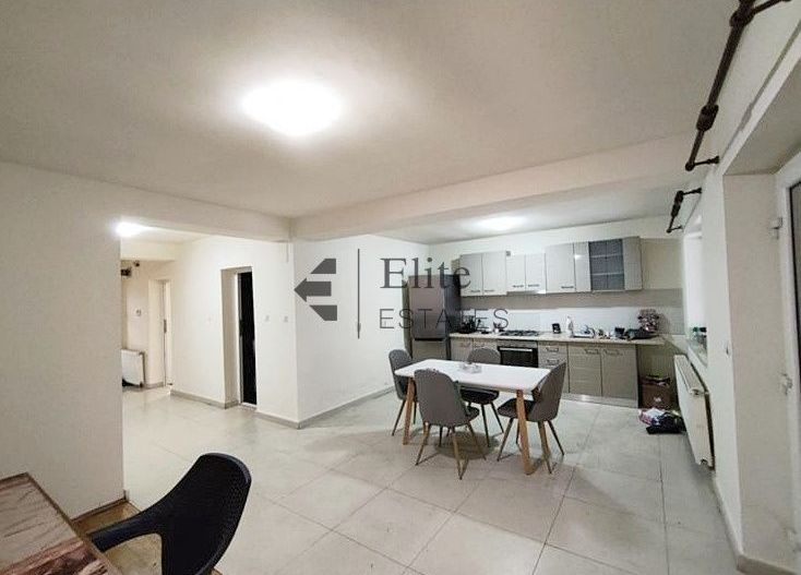 Casa cu 4 camere garaj si curte de 500 mp in Nojorid - Poză 2