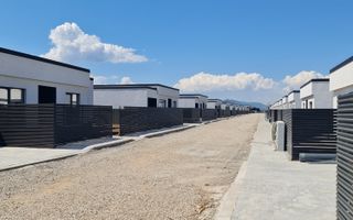 Casa 4 camere un nivel finalizata intabulata cartier Izvor Tarlungeni - Poză 1