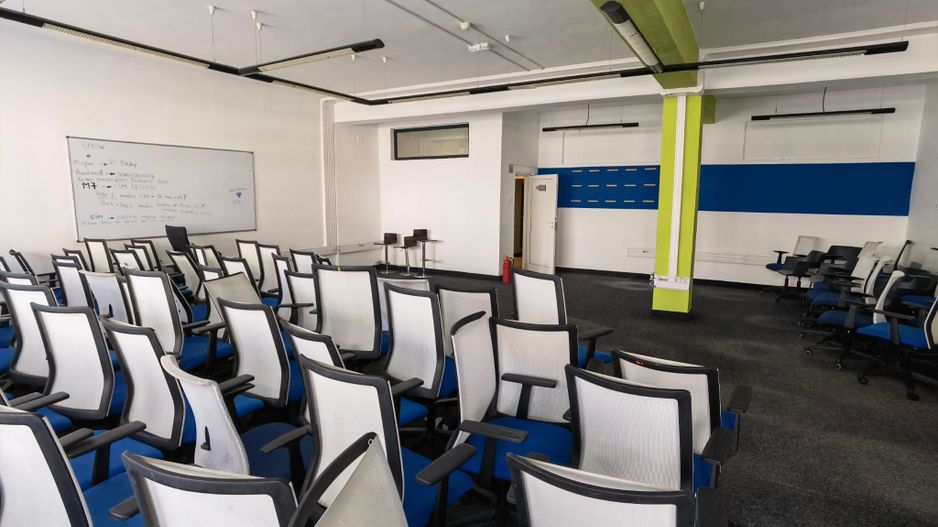 Spatii birouri/servicii - Poză 35