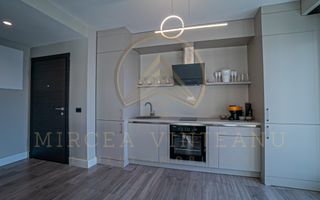 Mamaia - Apartament de 3 camere cu vedere la lac si mare. - Poză 9