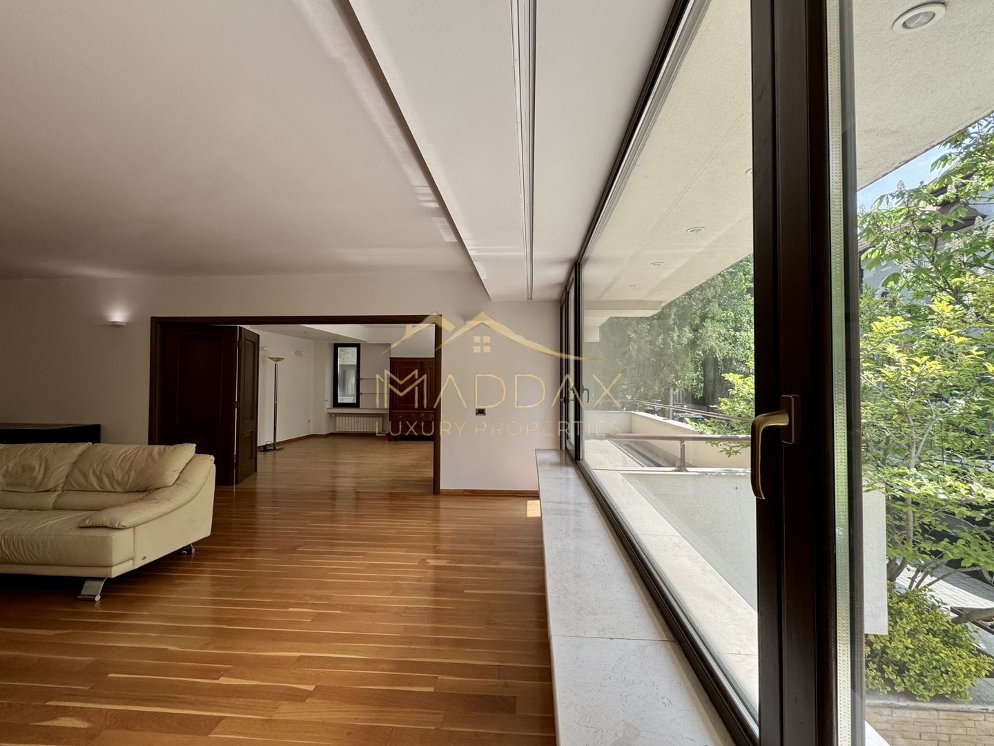 Apartament cu 4 camere 250mp* 2 parcări subterane / Dorobanti-Capitale - Poză 11