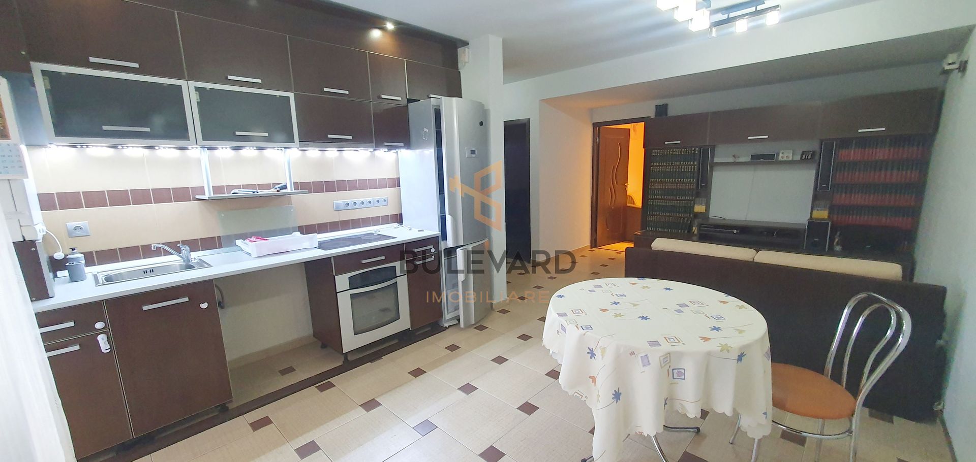 Comision 0! Apartament cu 3 camere+parcare, zona Parcului Poligon! - Poză 1