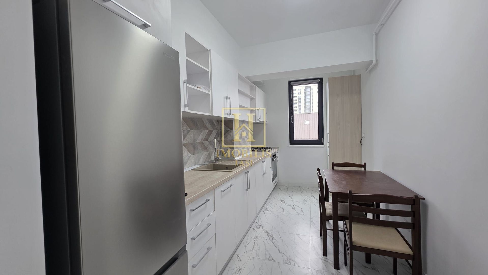 Apartament NOU 2 cam Dec 61 mp+ parcare Tatarasi Grand Beetle 500 euro - Poză 2
