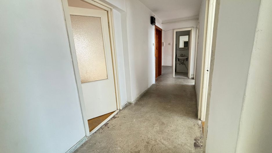 Apartament 3 camere decomandat 67,8 m² zona garii - Poză 9