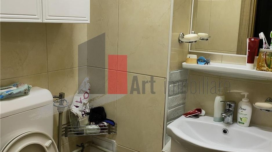 Vânzare apartament semidecomandat 4 camere cu centrală Bd. Obregia - Poză 9