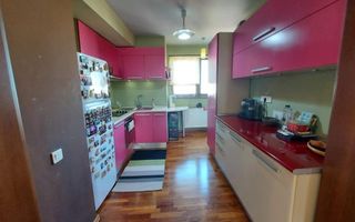 APARTAMENT CU 3 CAMERE, ULTRA-CENTRAL SI FOARTE SPATIOS LA VANZARE - Poză 5