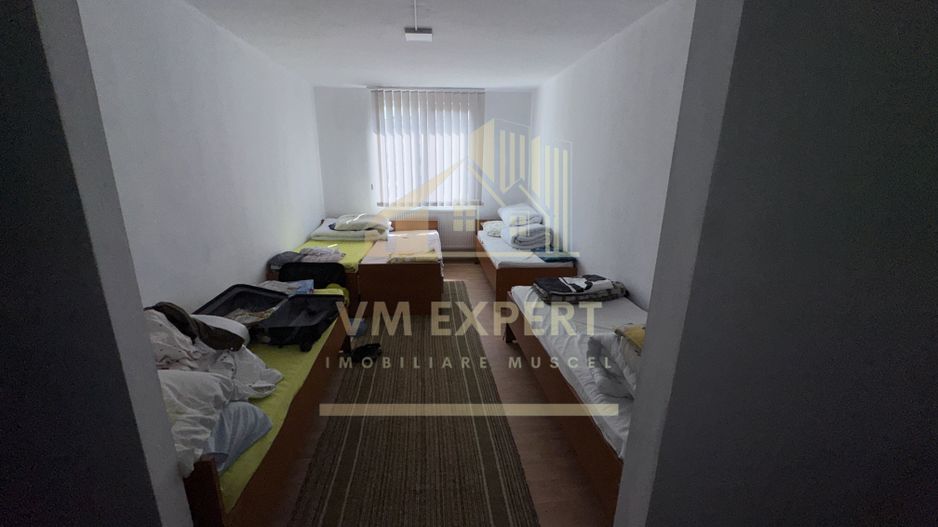 BLOC DE GARSONIERE P+4 SUPRAFAȚĂ UTILĂ 2135MP TEREN 2967 MP CĂMPULUNG - Poză 19