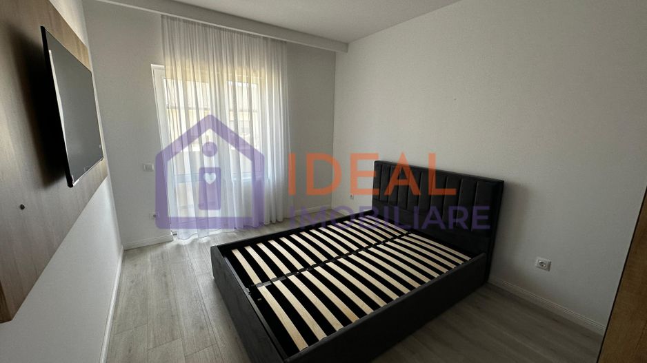 Apartament cu 3 camere și balcon de vânzare ,în zona Doamna Stanca - Poză 5