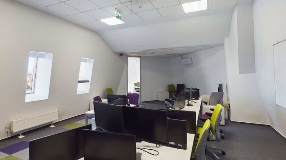 Spatiu de birouri ultracentral, zona Universitate. - Poză 14