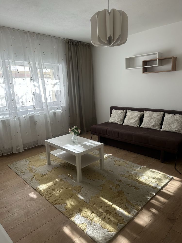 Inchiriere Apartament 3 camere, renovat recent, 80 mp, lângă metrou Timpuri Noi - Poză 1