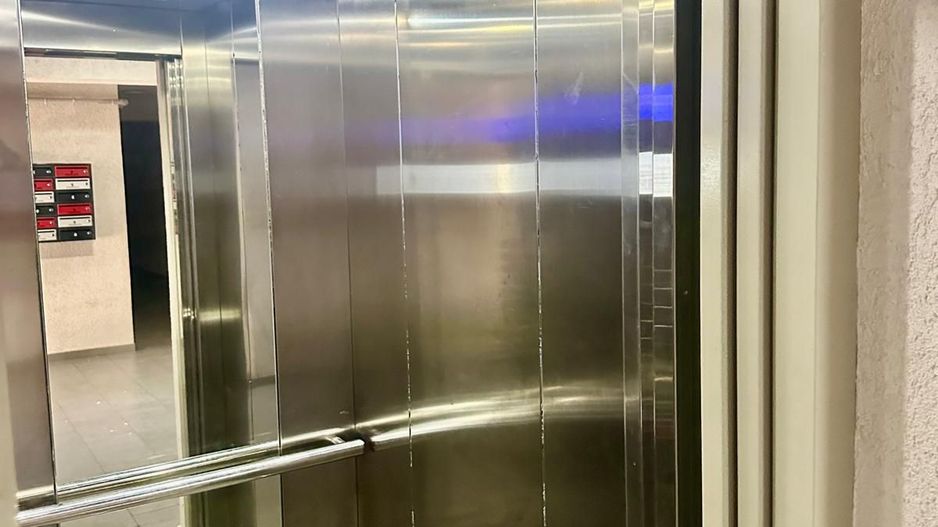Apartament 2 camere,suprafata generoasa,mobilat si utilat,loc parcare subteran - Poză 15