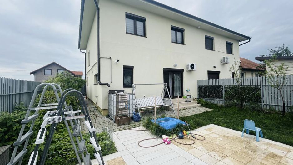 Casa de vanzare in Cristian - duplex - 125 mp utili + teren de 250 mp - Poză 1