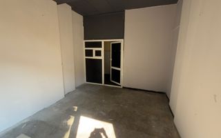 DE VÂNZARE – Două spații comerciale cu vitrină stradală, zona Turn – Câmpulung Muscel - Poză 4