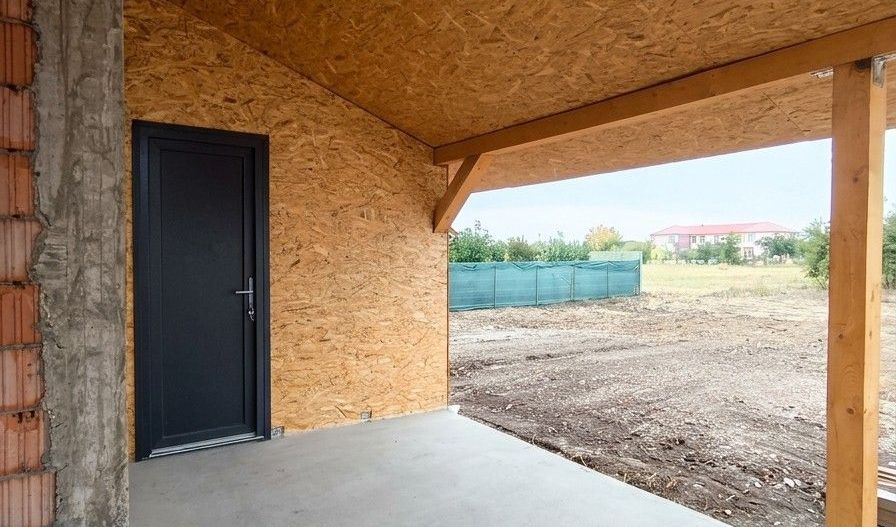 Jumătate de duplex la roșu de vânzare în Giarmata Vii, 129,52 mp utili - Poză 13