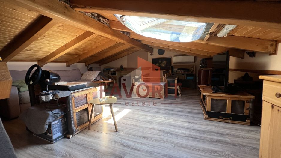 Apartament 2 camere | Scara interioara | Mansarda amenajata | Giroc - Poză 12