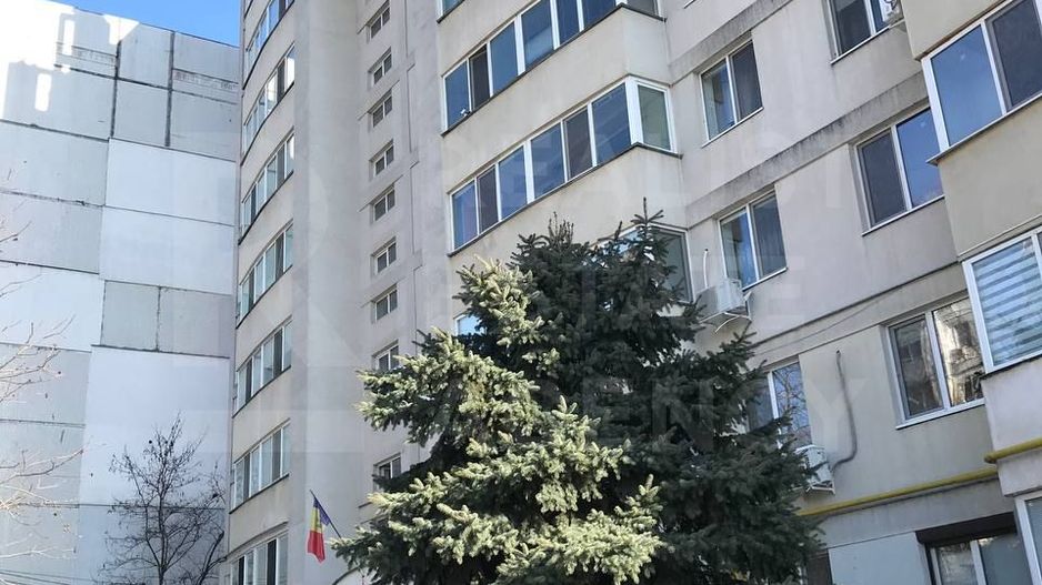 Vânzare, apartament, 2 camere, strada Ginta Latină, Ciocana - Poză 1