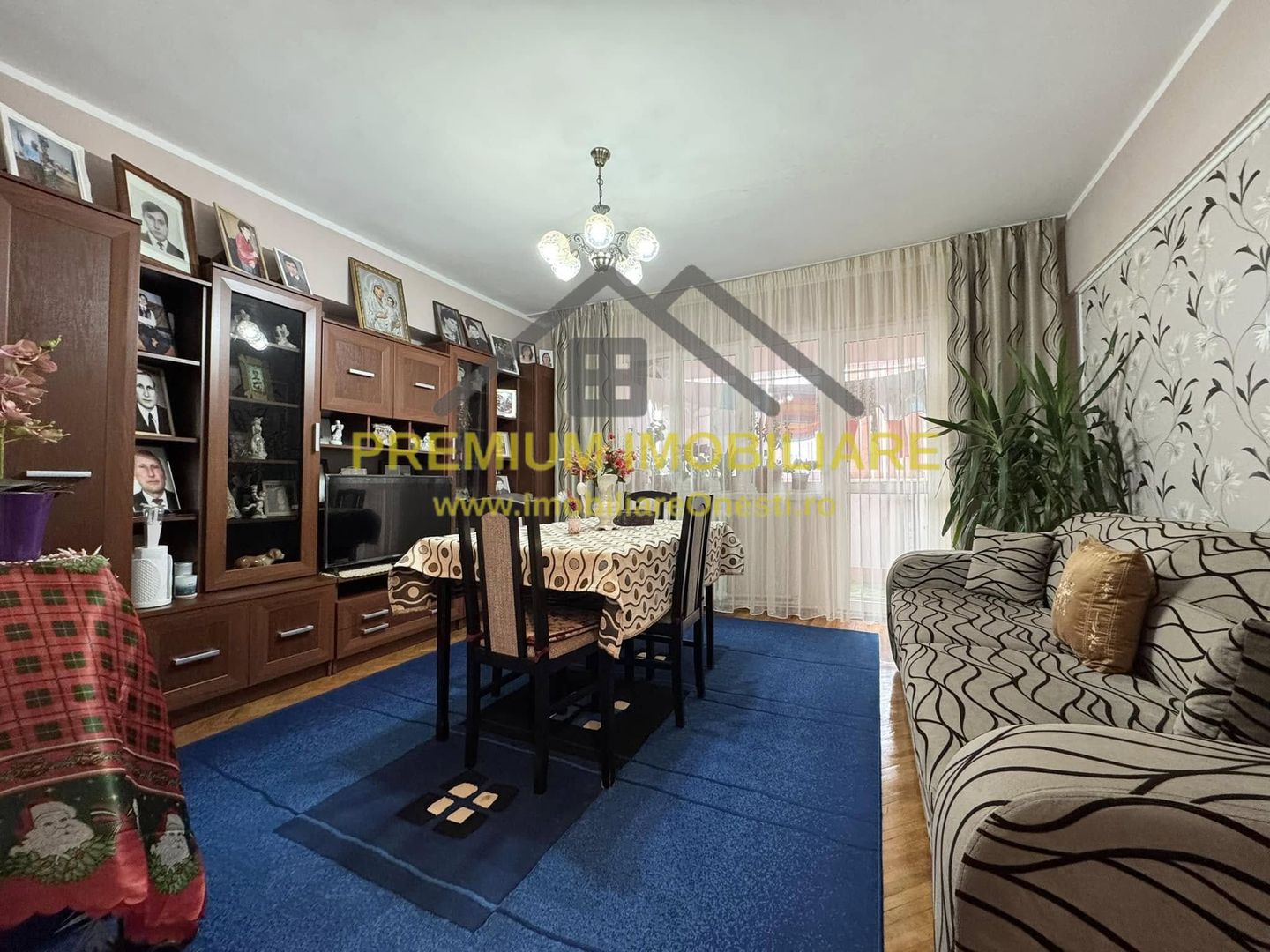 Apartament 3 camere zona de jos - Poză 1