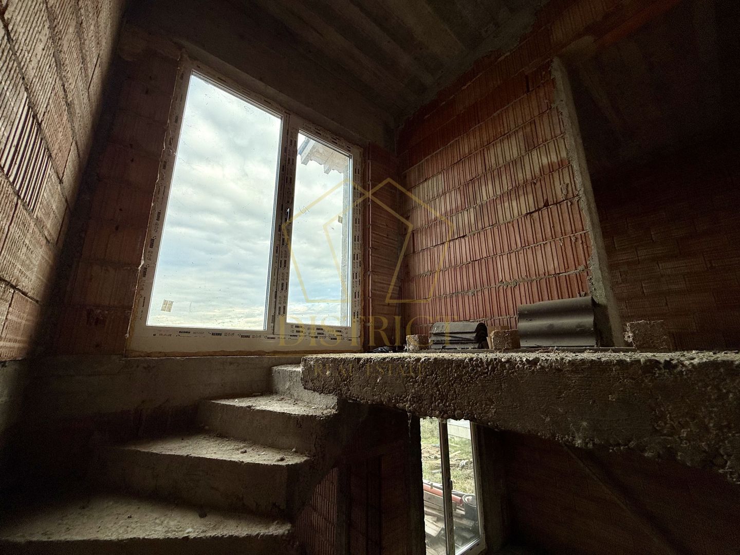 Duplex de vanzare cu 4 camere | Sacalaz - Poză 9