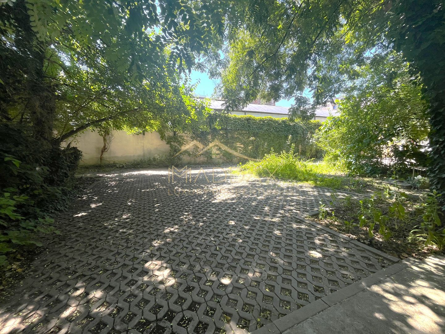 Apartament parter Piața Romană | 5 camere | Curte | 8 Locuri de Parcare - Poză 24