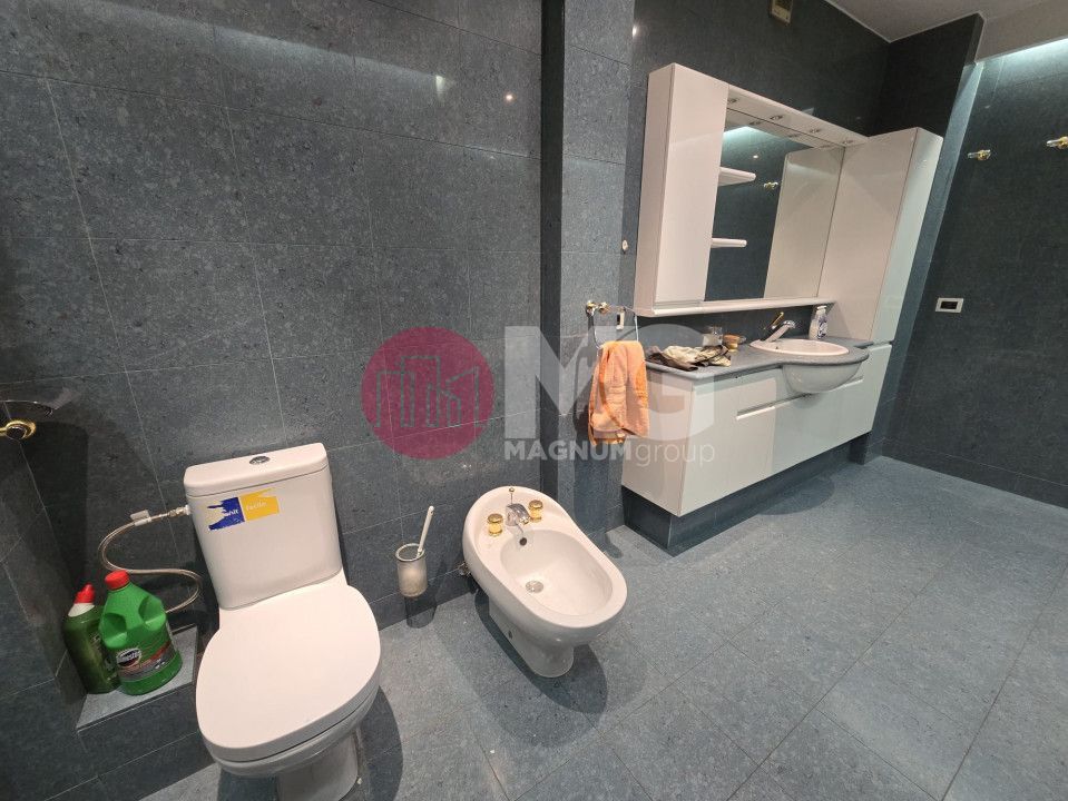 Casa de vanzare - zona Stefan cel mare - Poză 7