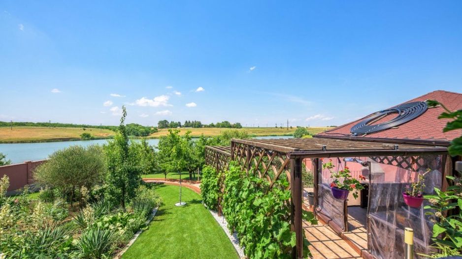 Vila premium,  superpret la 30 min de capitala- vedere/acces la lac! - Poză 1