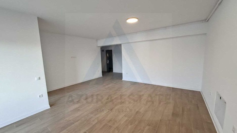 Apartament la cheie 3 camere balcon 7 mp si parcare pe Doamna Stanca - Poză 2