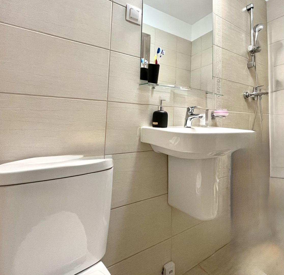 Apartament 3 camere, primitor si spatios, Zona Central - City of Mara - Poză 13