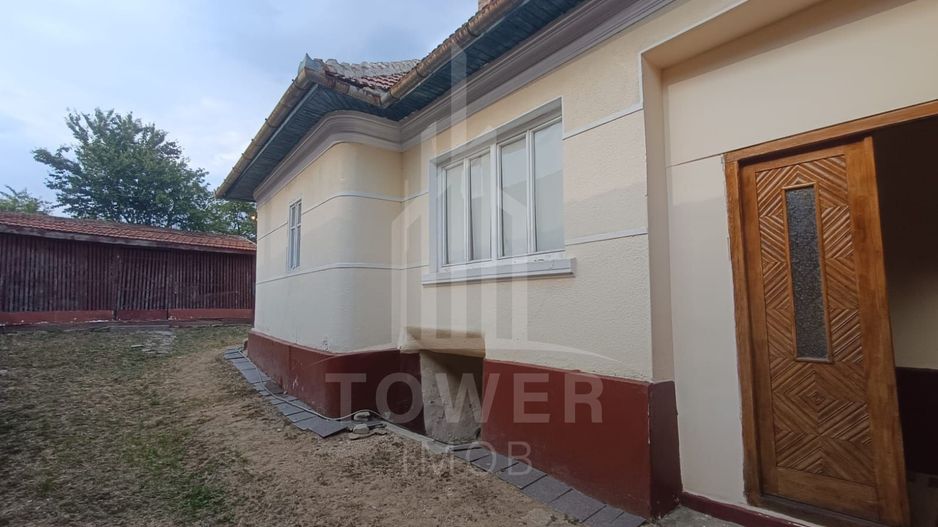 Casă tradițională de vânzare în Poiana Sibiului - Poză 2