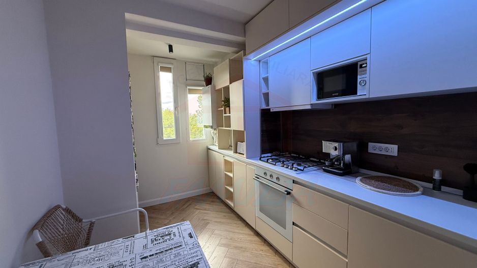 🏡✨ APARTAMENT CU 2 CAMERE DE ÎNCHIRIAT – MICRO 16 - Poză 11
