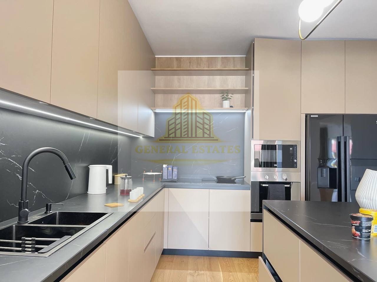 Casă cu design modern & suflet autentic – 200 m² de confort și rafinam - Poză 10