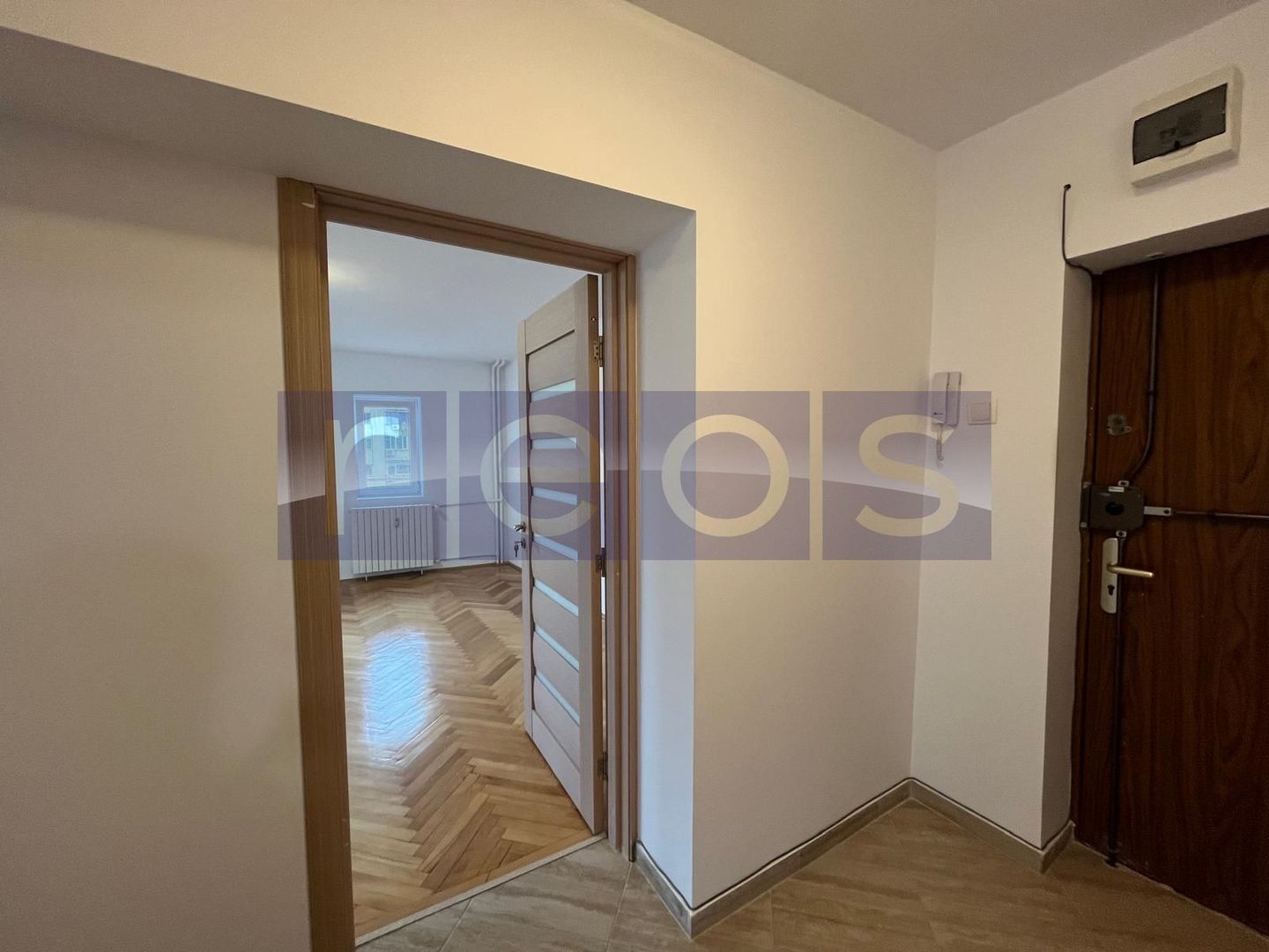 De inchiriat Garsoniera pe Bdul Decebal | 45 mp | nemobilata | - Poză 10