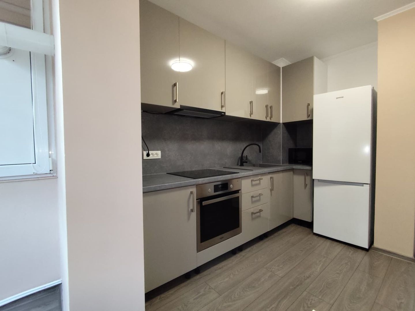Apartament cu 2 camere de inchiriat, str. Aluminei, Oradea - Poză 7