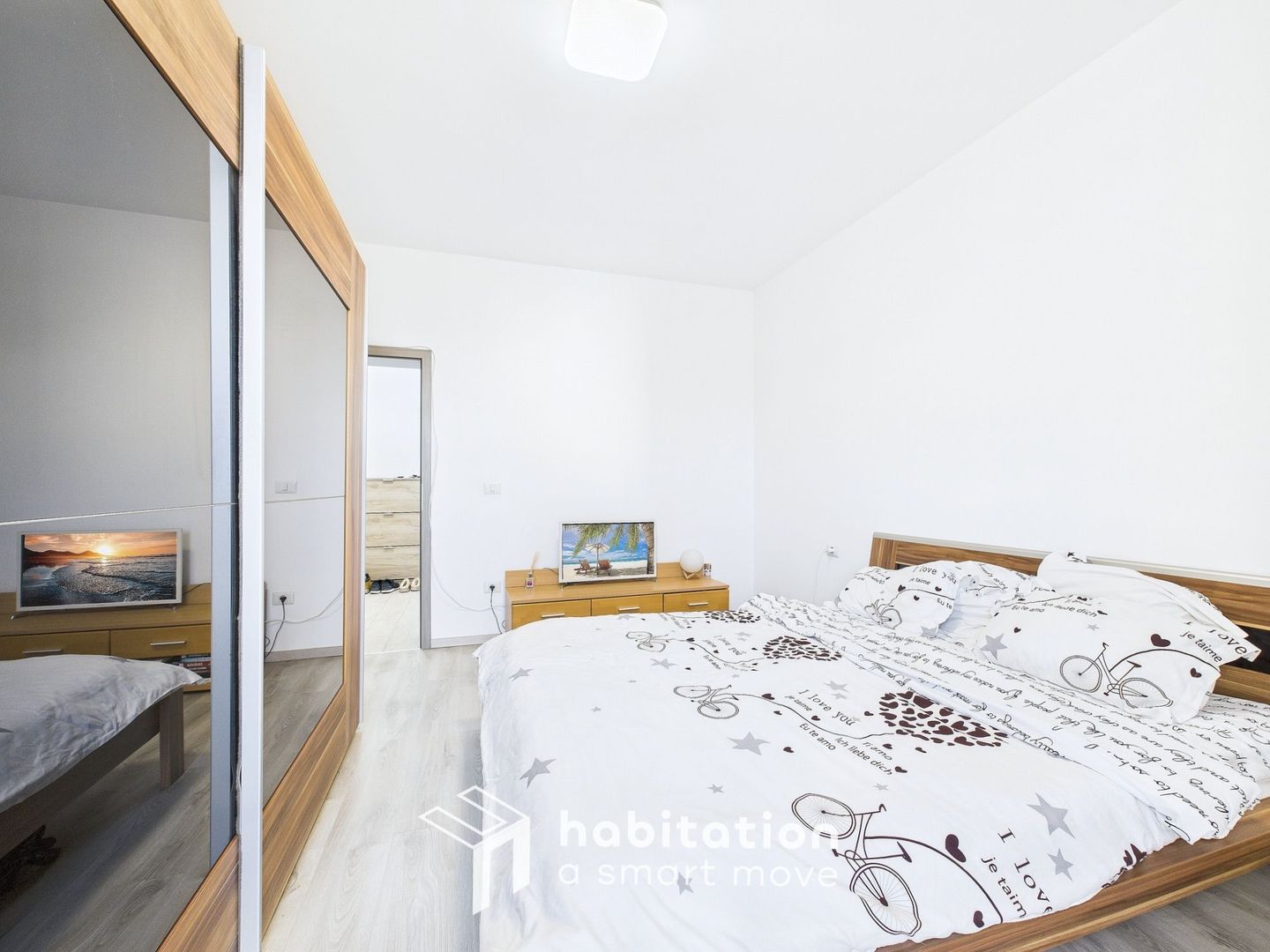 Refugiu urban: 2 camere, decomandat, în Bucovina, langă Iulius Town - Poză 13