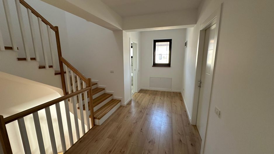 Casa moderna cu mansarda |de inchiriat | Voluntari - Poză 15