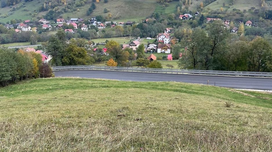 Teren extravilan cu priveliste catre Bucegi – Moieciu de Jos 4.700 mp - Poză 10