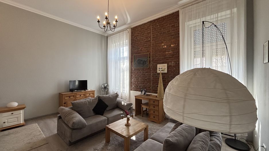 Apartament cu o camera în clădire istorică ,zona Maria - Poză 24