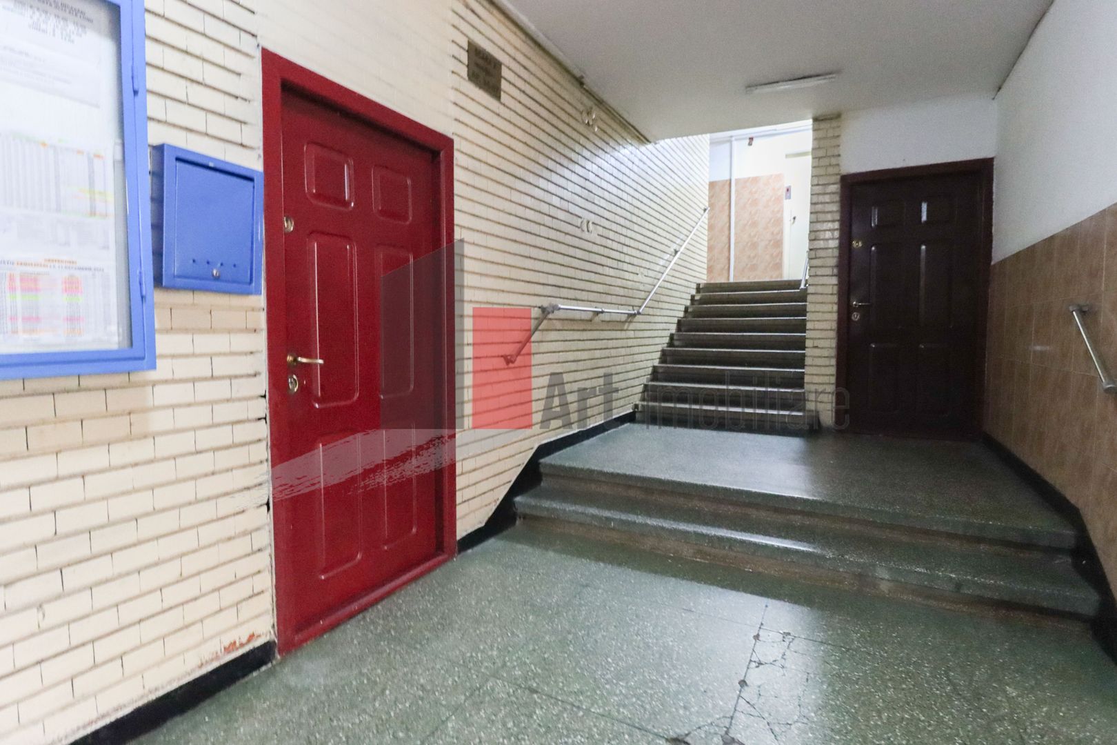 Apartamentul "SUPERMETO", BLOC STRADAL, REABILITAT - Poză 19