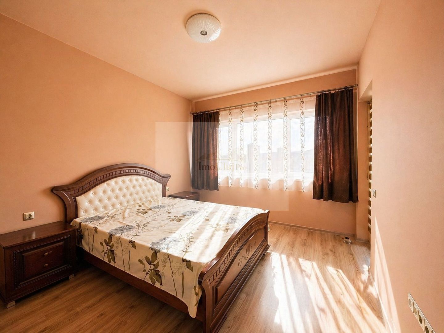 Vanzare apartament modern  3 camere-parcare subterană - zona Dedeman - Poză 5