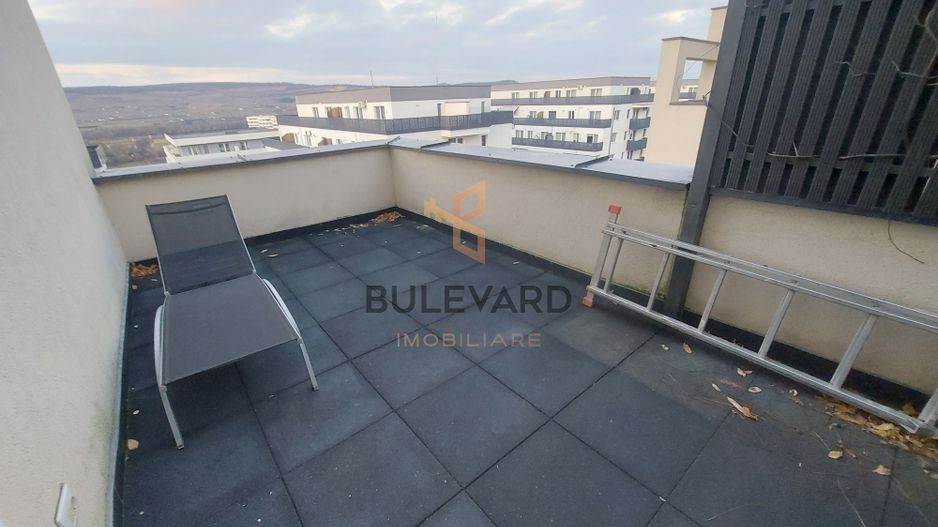 Apartament cu terasa de 16mp + 2 parcari subterane! - Poză 4