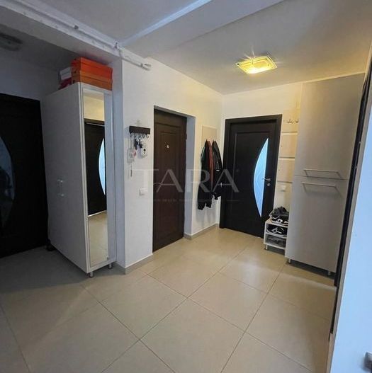 Apartament 3 camere, Intre Lacuri - Poză 2