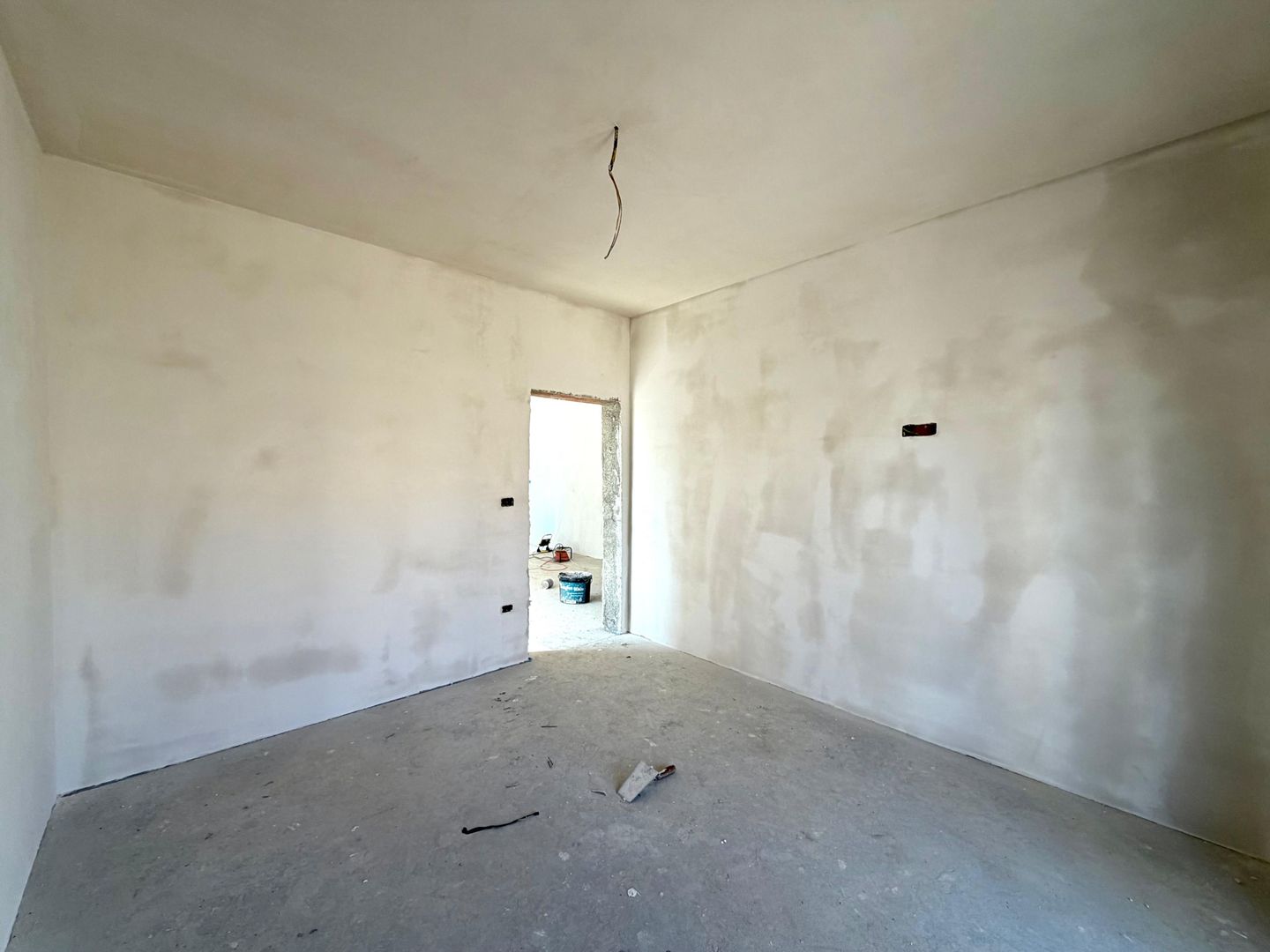 Apartament 3 camere si curte - pozitie excelenta - Giroc - Poză 4