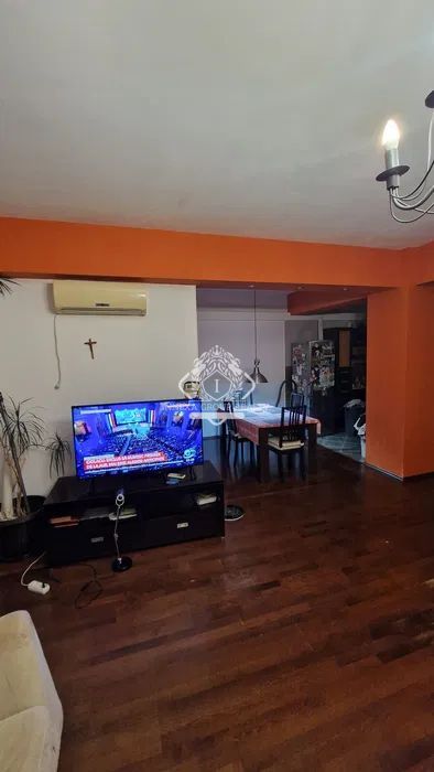 13 Septembrie | 2 camere | 85mp | dec | et 3 | 150.000 euro - Poză 1