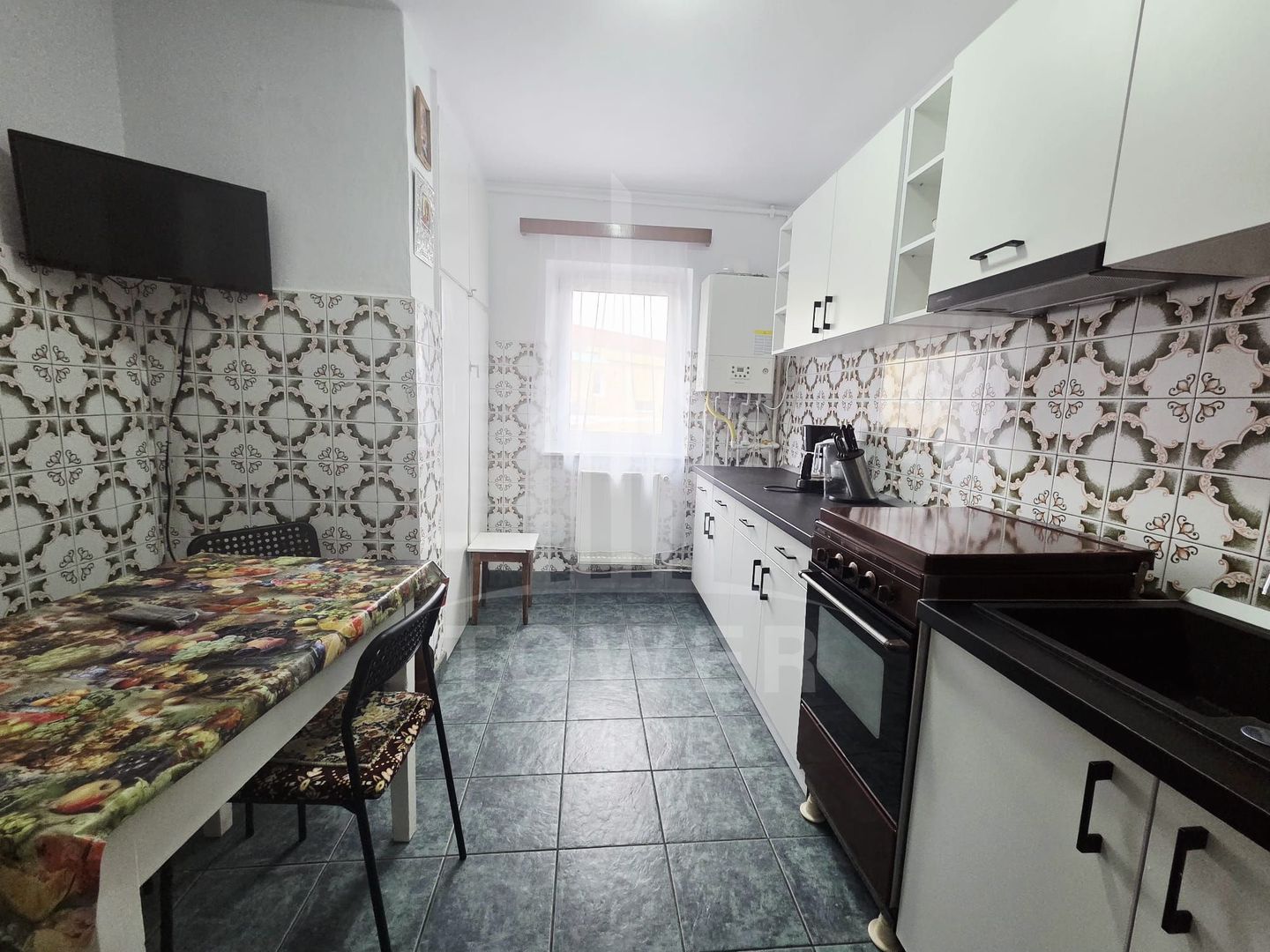 Apartament central 3 camere de închiriat - Poză 7