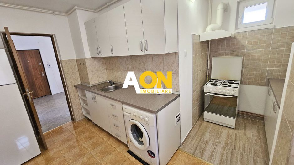 Apartament 3 camere, etaj 2, zona ultracentrala - Poză 4